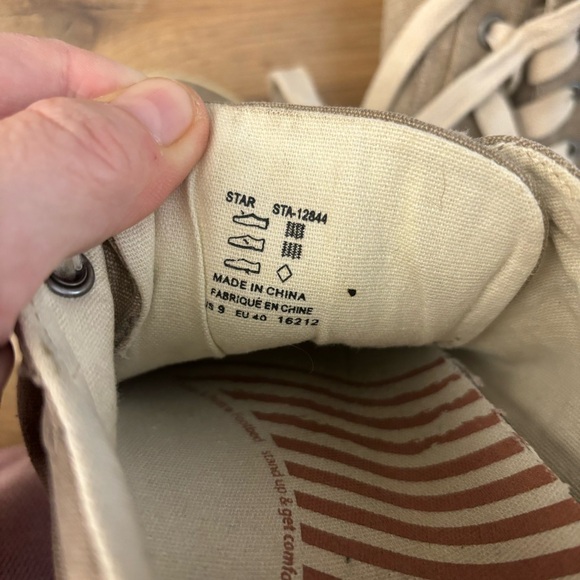 Taos Star Washed Canvas Lace Up Sneakers Women’s - Picture 2 of 10